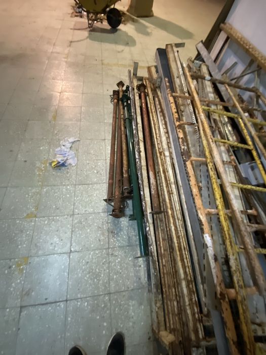 Kit Andaimes (Pouco usado)