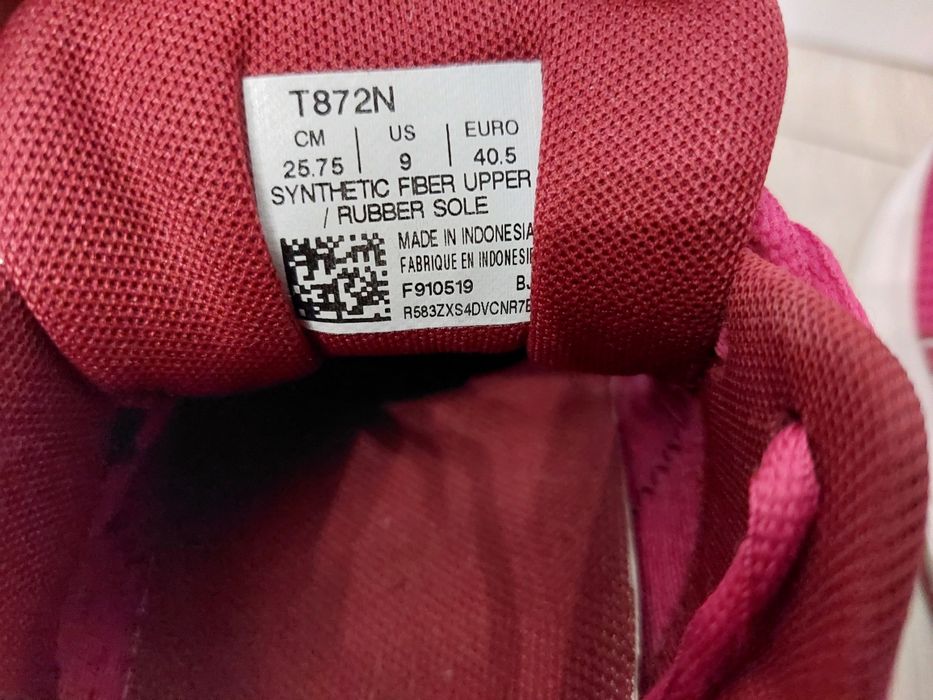 Buty damskie do biegania Asics Gel Phoenix rozmiar 40,5.