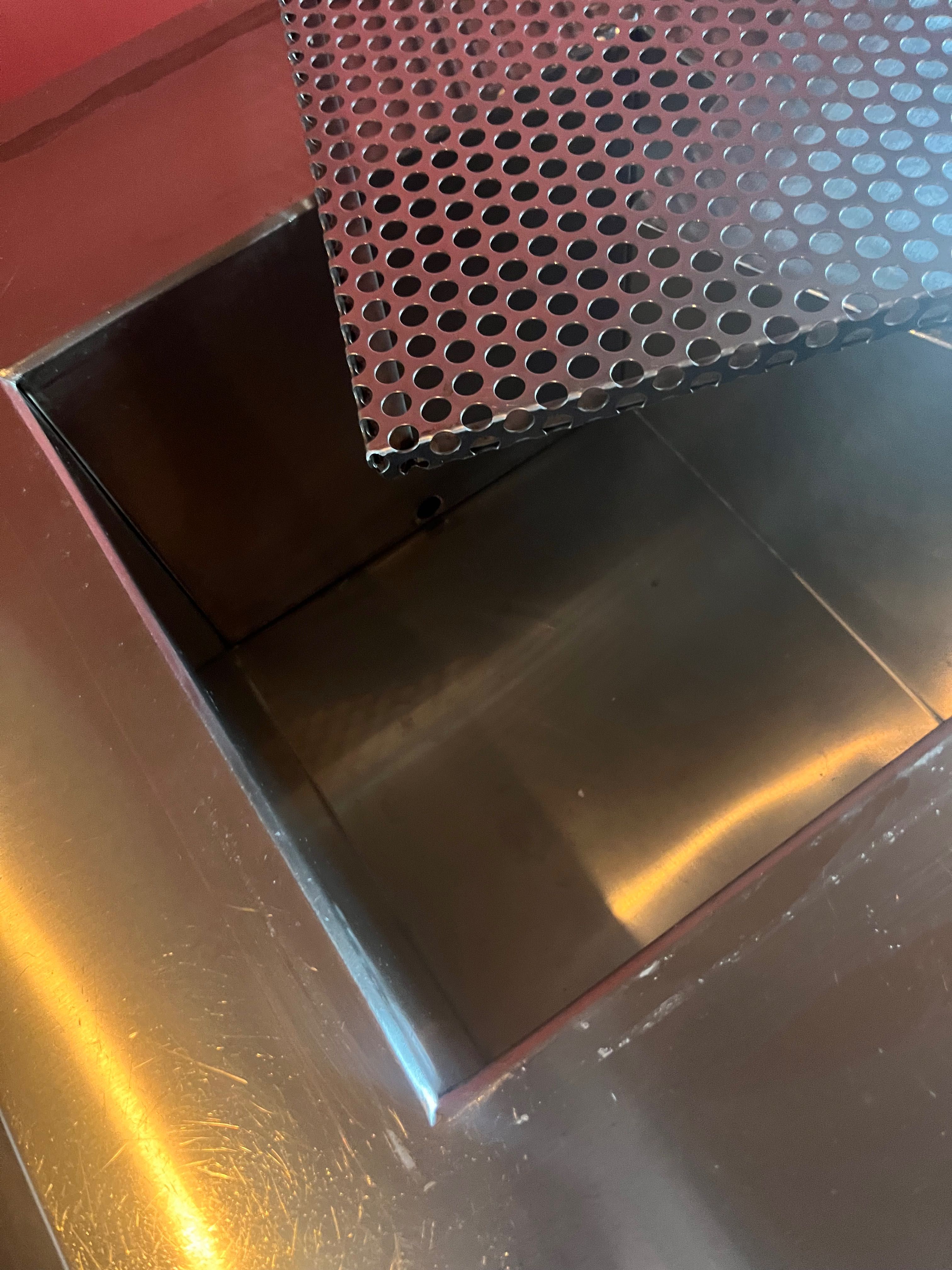 Bancada inox prateleiras cuba gelo e suporte para bebidas bar