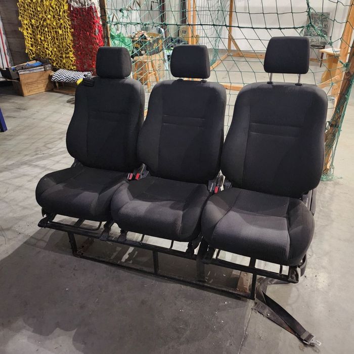 Fotele Kanapa 3-osobowa do Renault Trafic 2/Vivaro/Primastar