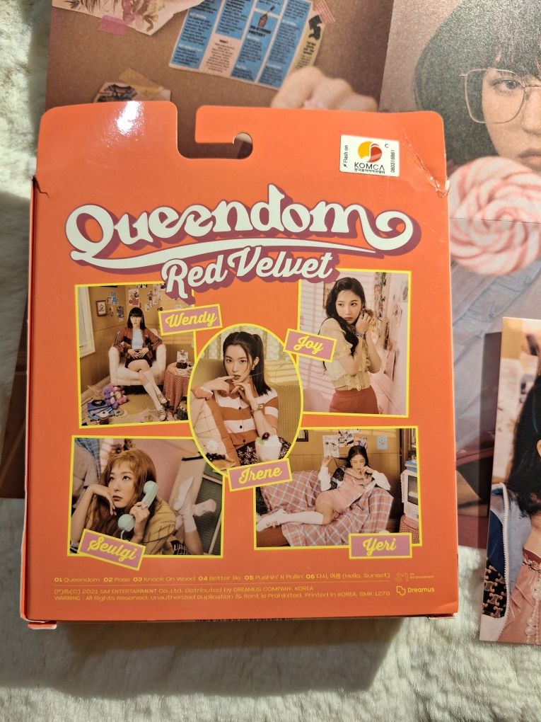 Red Velvet Queendom