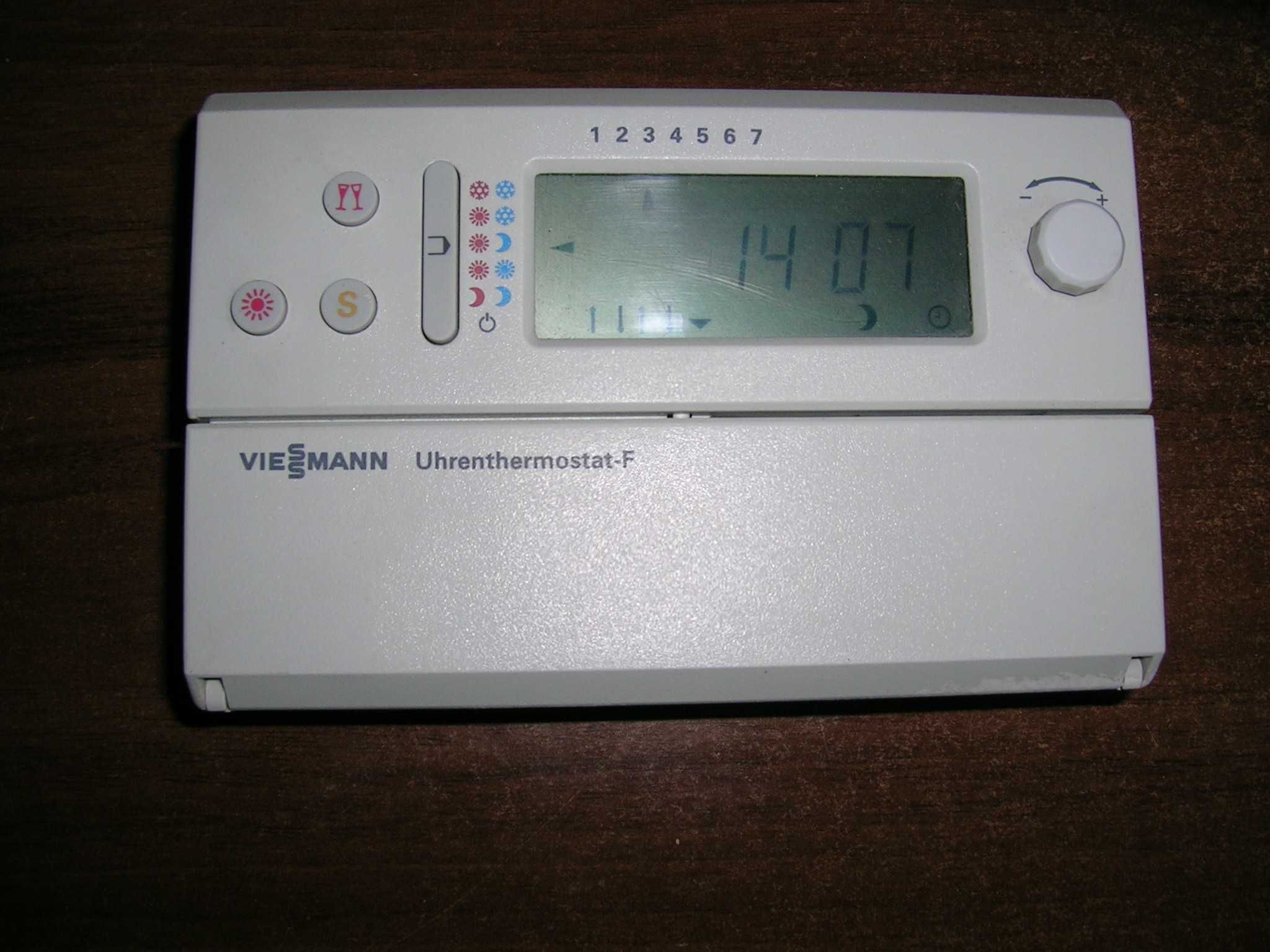 sterownik regulator temperatury Vissmann T40 sprawny