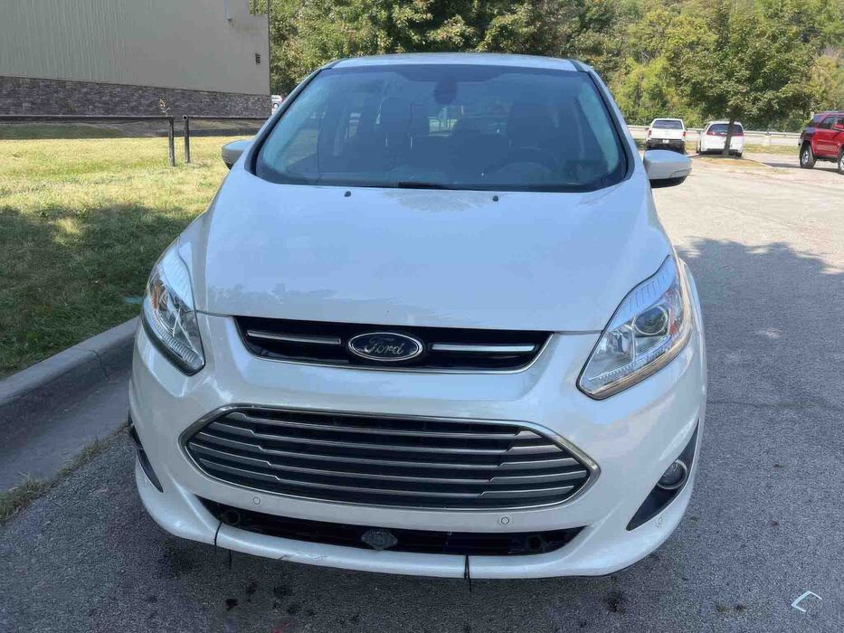 Ford C-Max Hybrid Titanium      2018