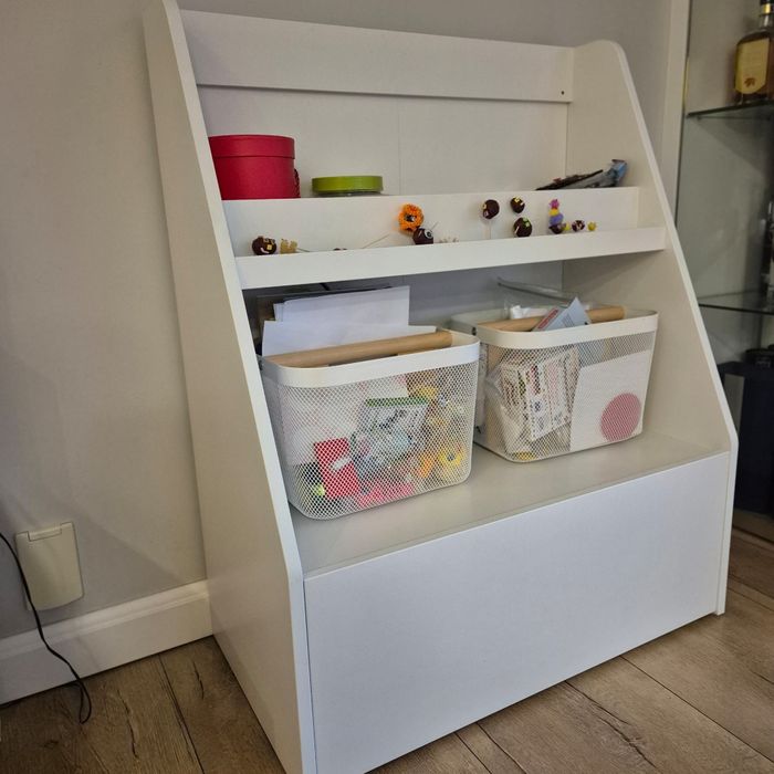 Szafka regał na książki z szufladą ikea