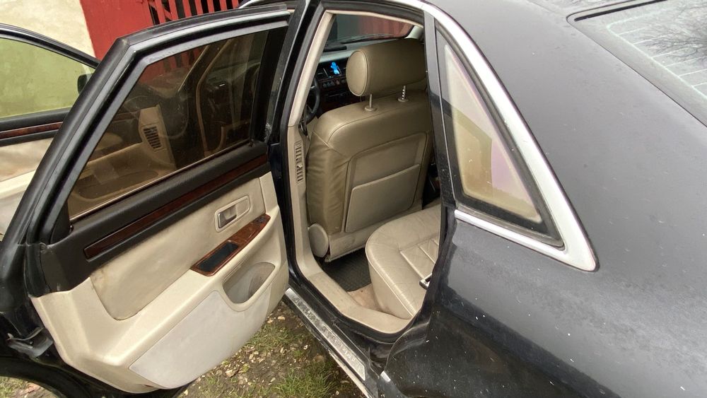 Audi A8 у продажі