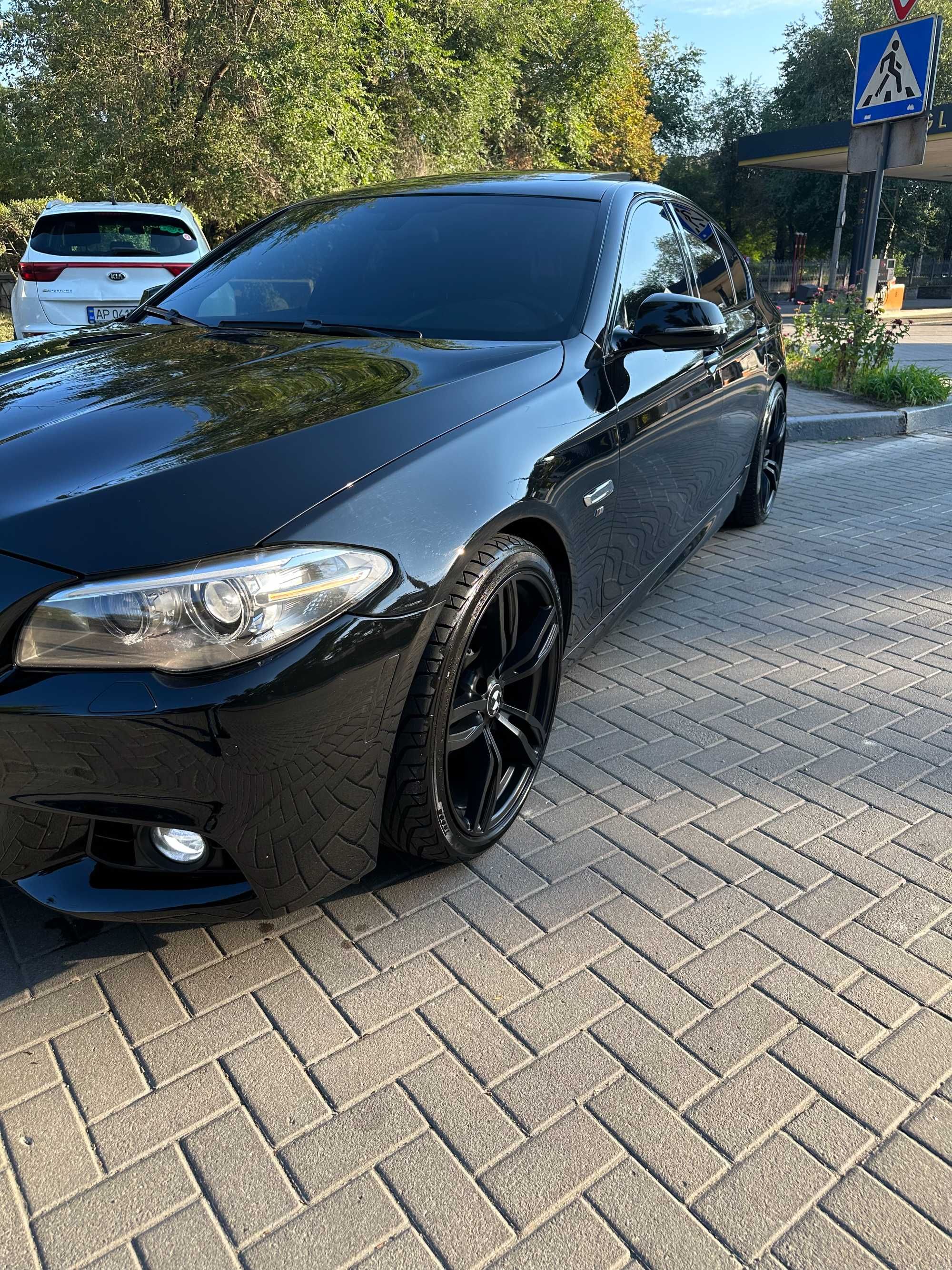 Продам BMW 528 F10 m - performance