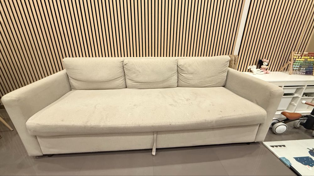 Sofa 3 lugares que vira cama
