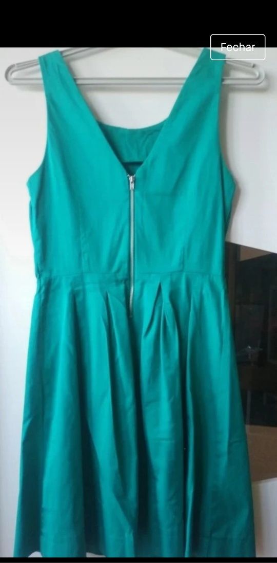 Vestido verde camaieu