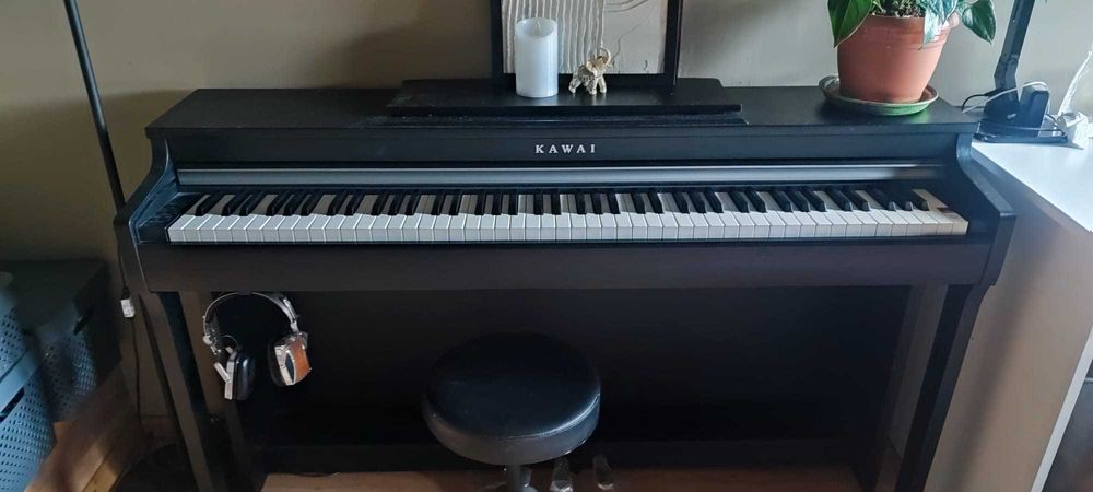 Pianino cyfrowe Kawai CN27 – mało używane, jak nowe, jeszcze z folią