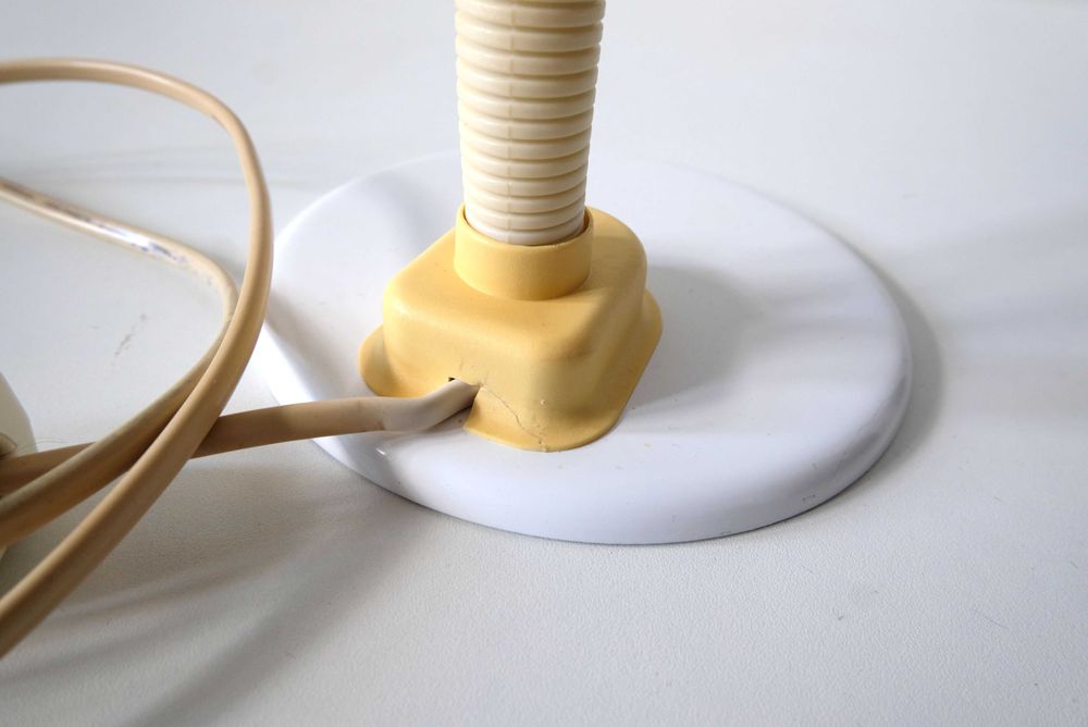 Biała lampka na biurko BRILLIANT 35047 space age, vintage