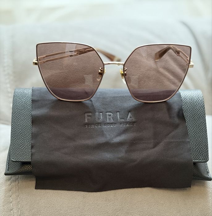 Солнцезащитные очки FURLA