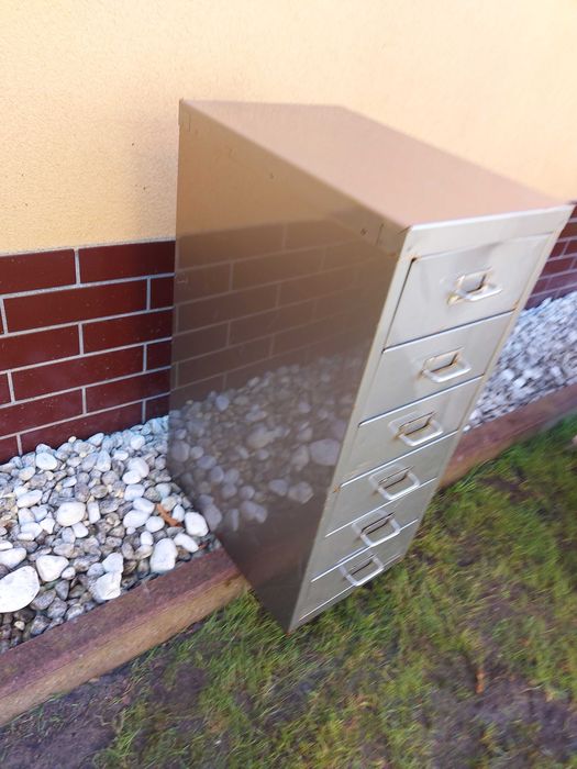 szafka metalowa warsztatowa garażowa