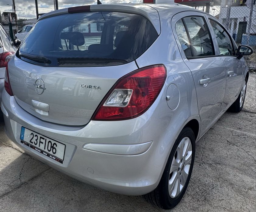 Opel Corsa 1.2 Enjoy