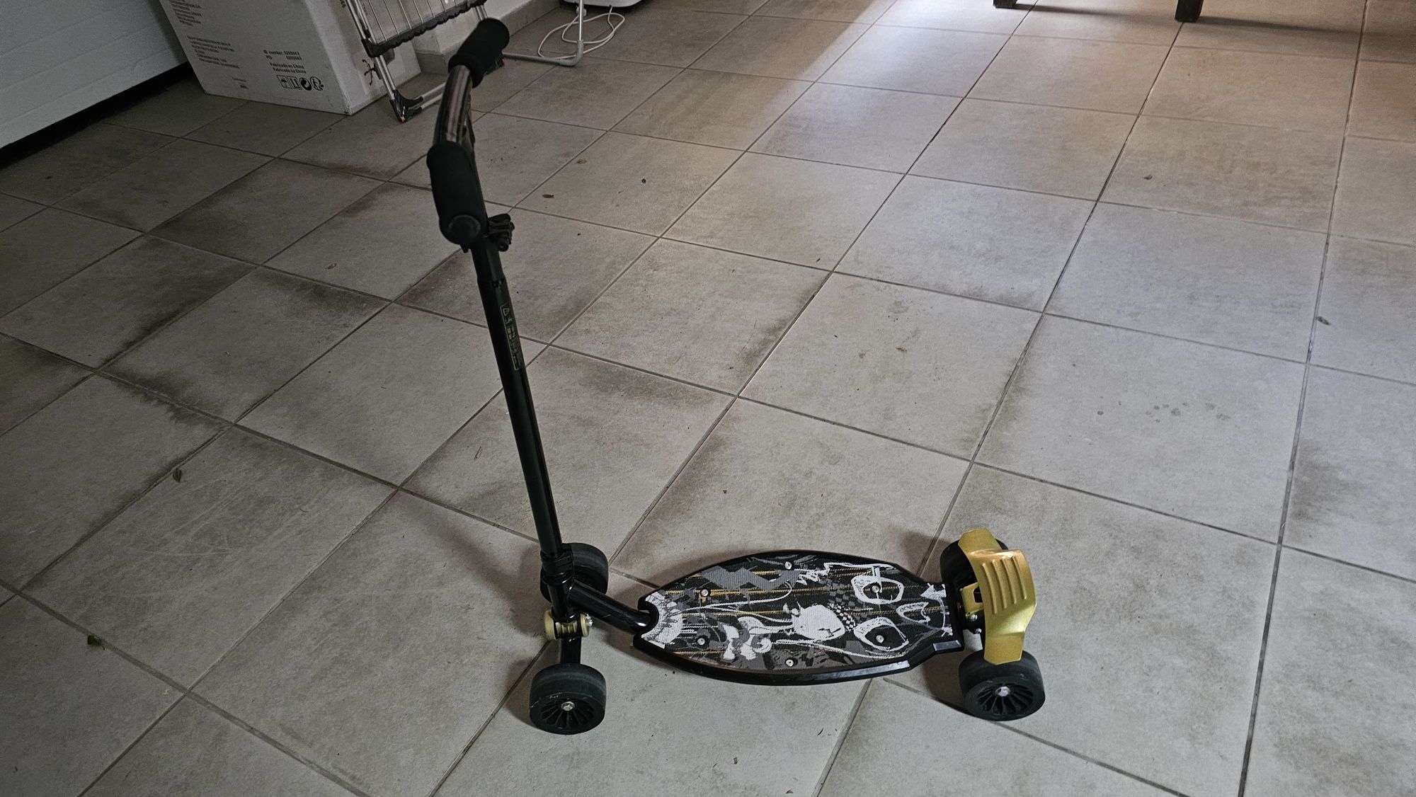 Trotinete skate 4 rodas