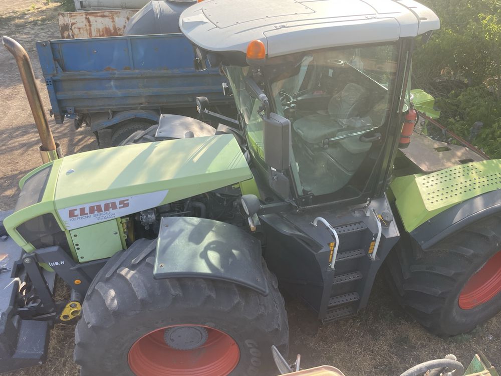 Трактор CLAAS Xerion 3800 Trac
