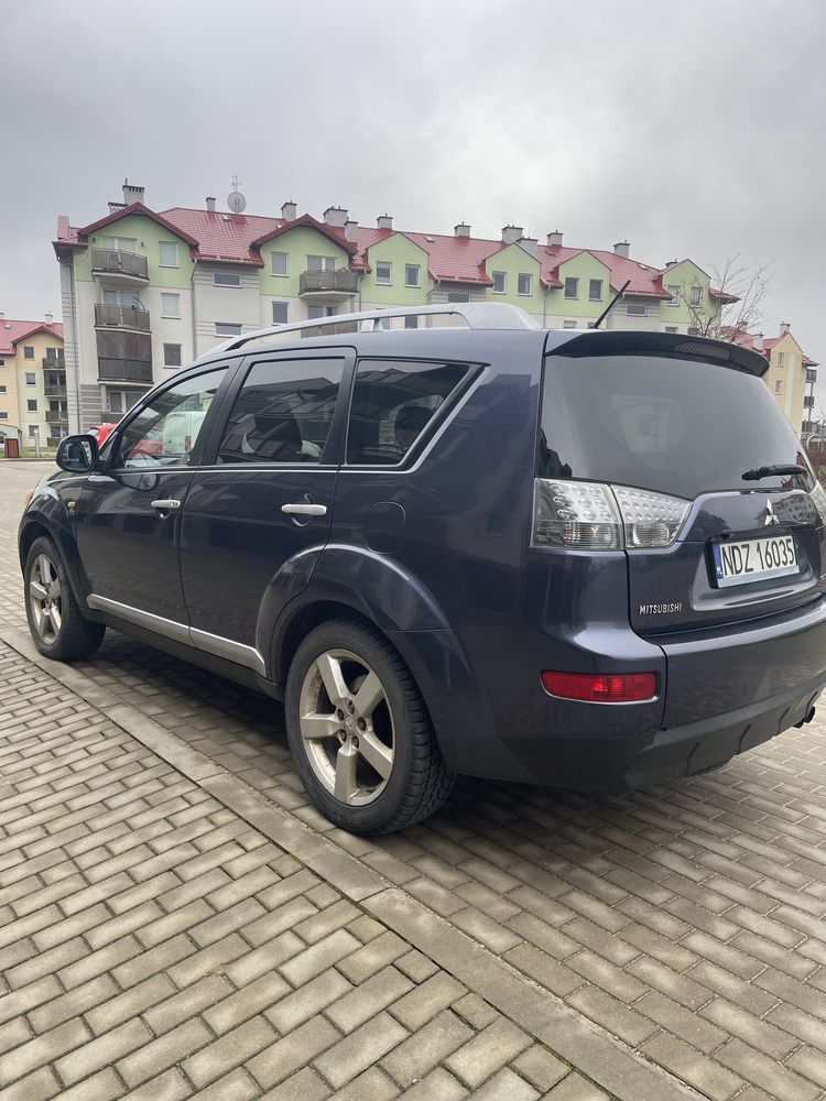 Sprzedam mitsubishi Outlander 2 .0 disel