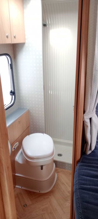 Autocaravana BURSTNER 2006