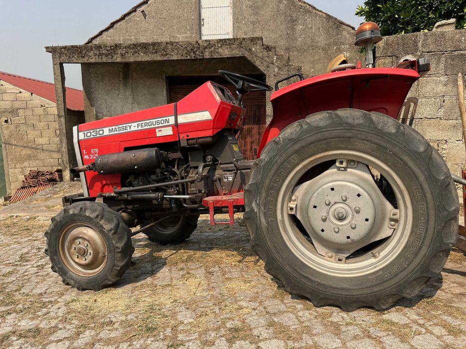 1030 Massey - Ferguson