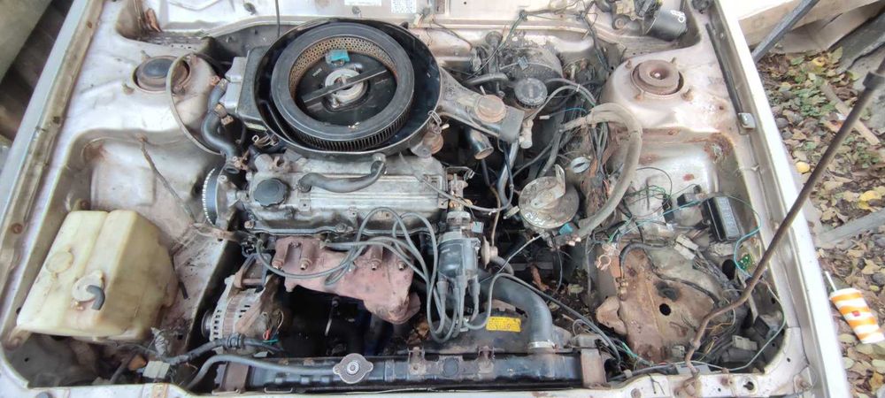 Mazda 626 GC 2.0 бензин двигун ГБЦ стартер генератор Мазда жц головка