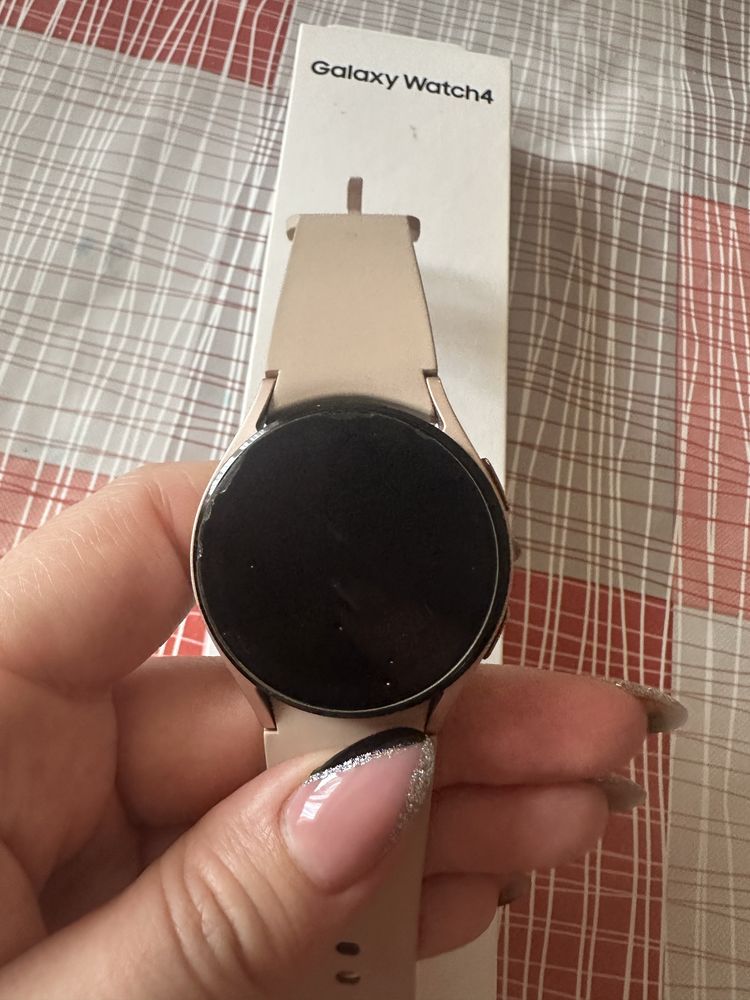 Годинник Samsung galaxy watch 4