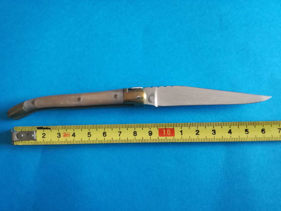 Canivete de Coleção da Marca Laguiole Tradition 440