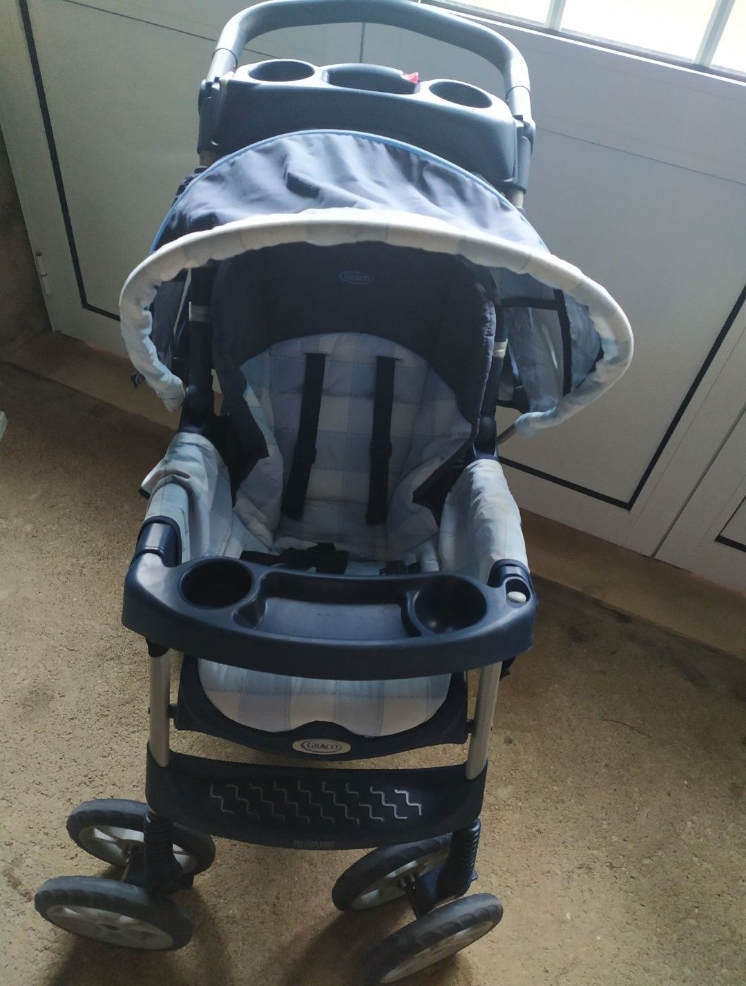 Carrinho de bebe + ovo