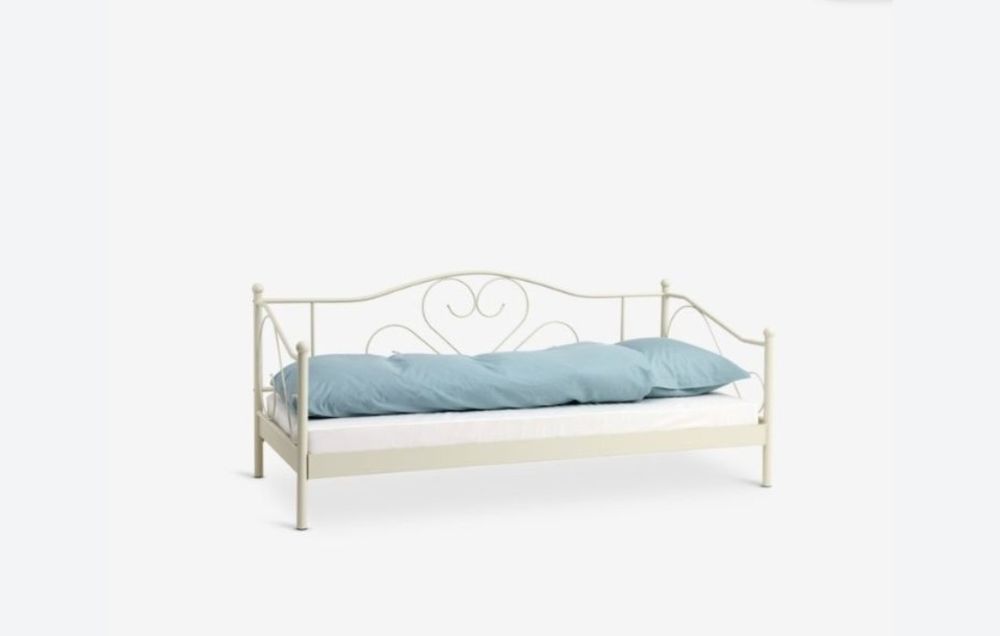 Łóżko metalowe ze szczebelkami