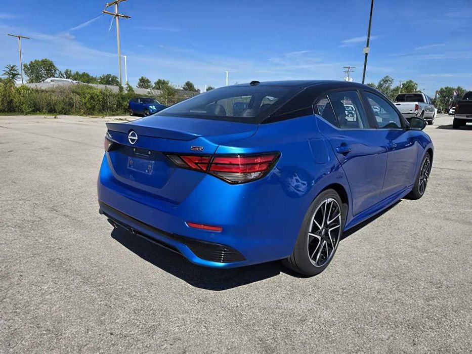 Nissan Sentra      2024