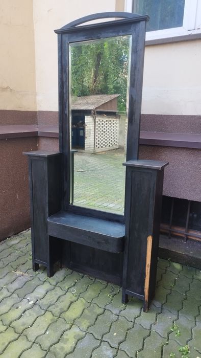 Toaletka secesyjna z lustrem