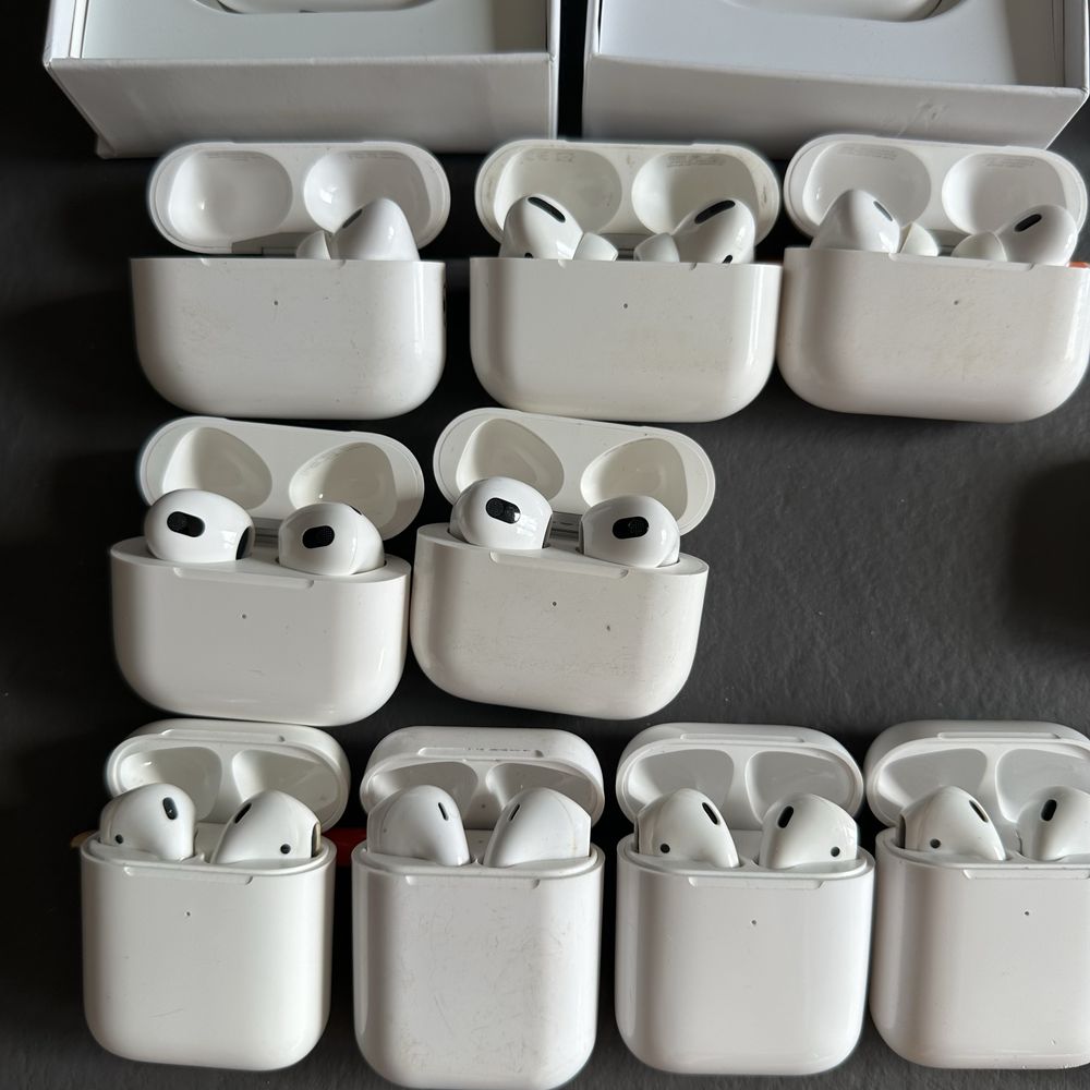 Лот наушників airpods навушники
