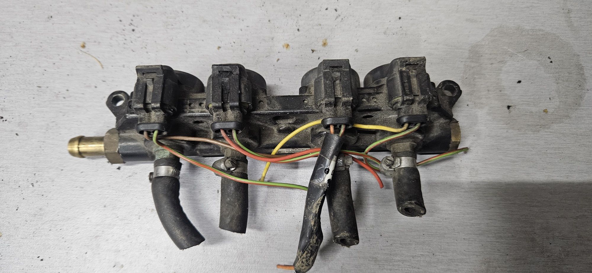 Wtryski Lpg  Aeb r4s Listwa