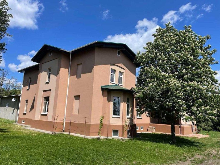 Маєток або промисловість, вибір за Вами