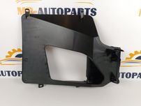 Дифузор радіатора кондиціонера 2016-2021 RH Tesla Model S 1058072-00-C