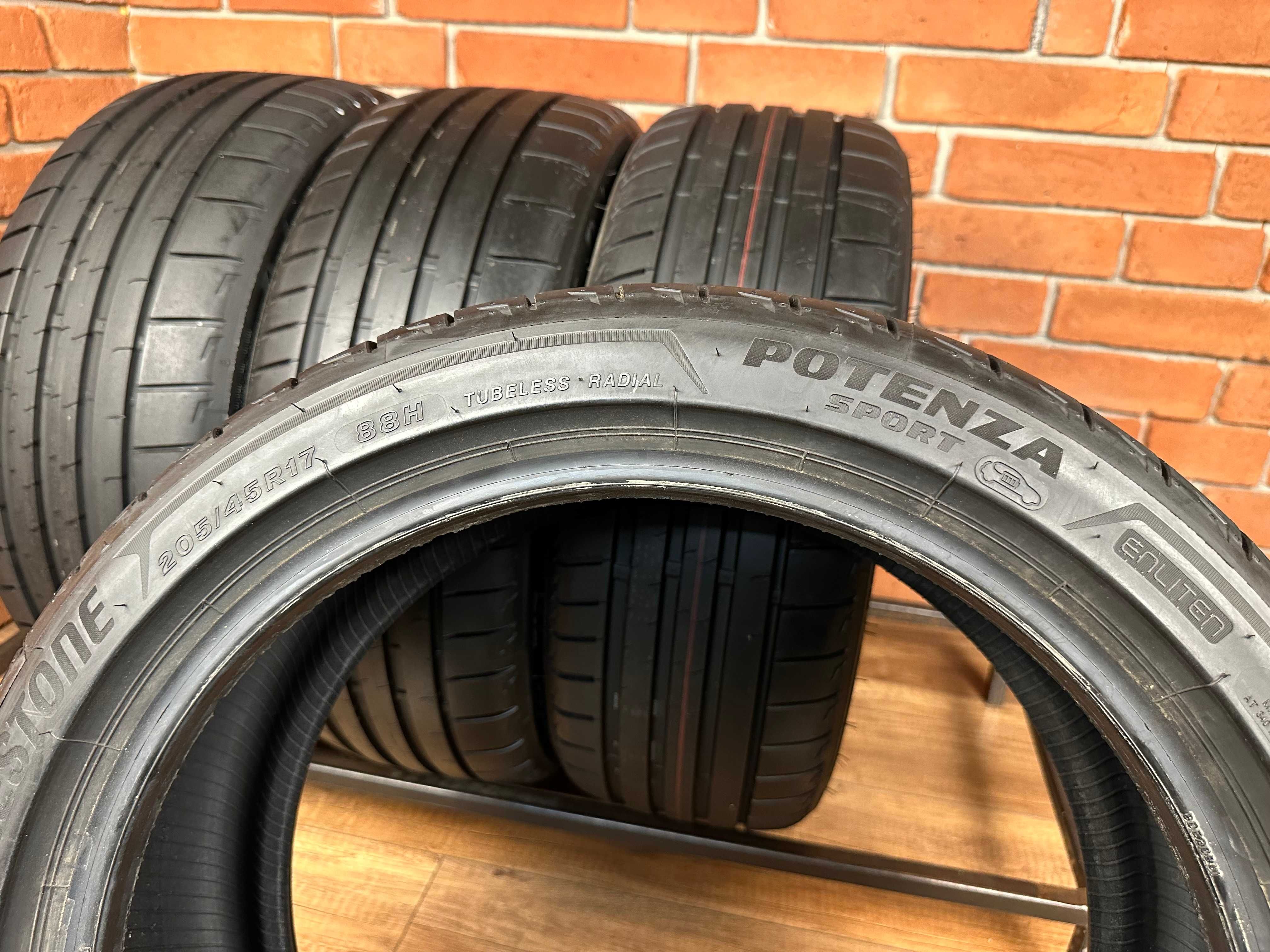 Opony Bridgestone Potenza Sport 205/45R17 DEMO 2023