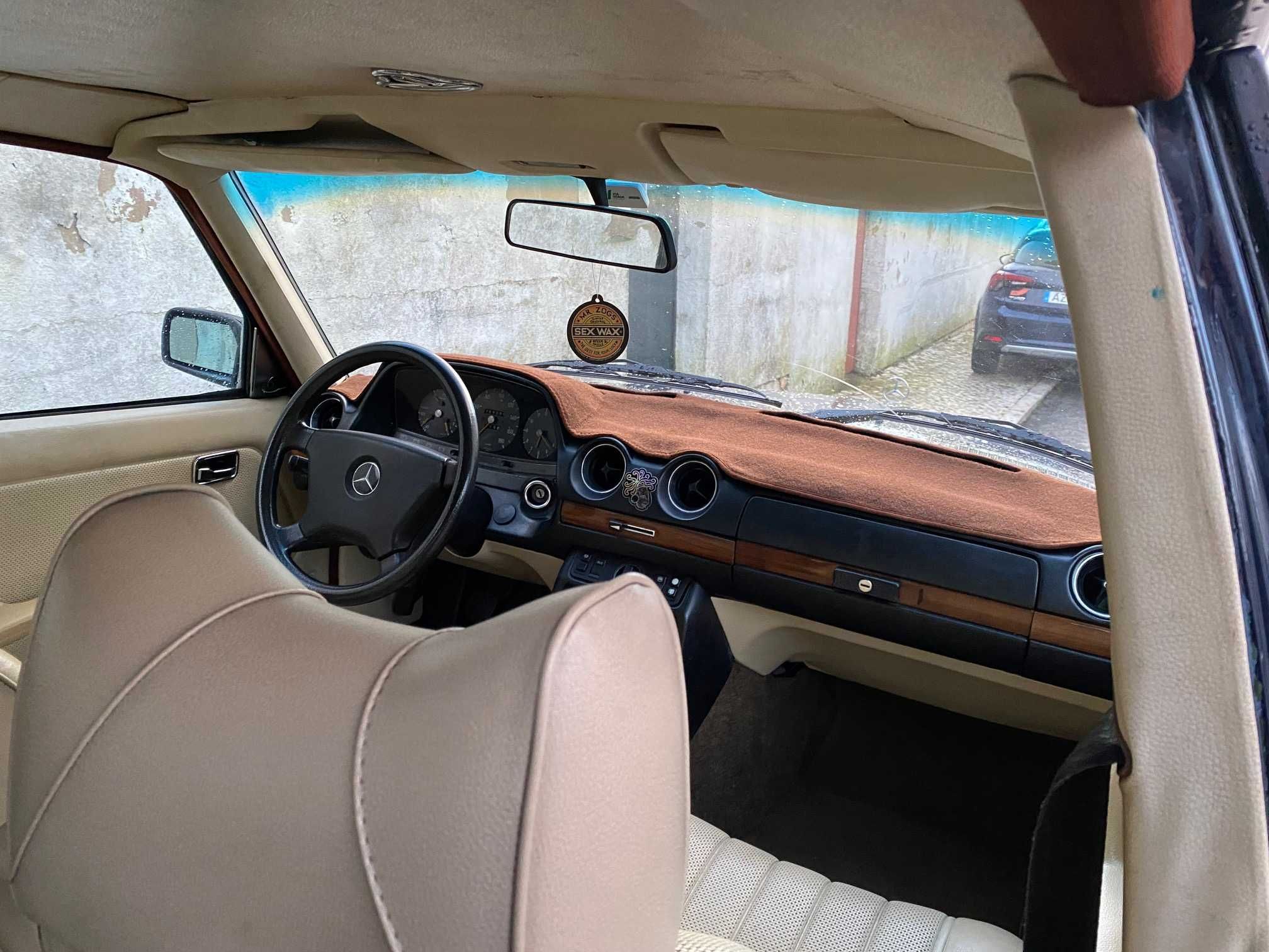 Carrinha Mercedes W123 300 TD Certificada pelo ACP
