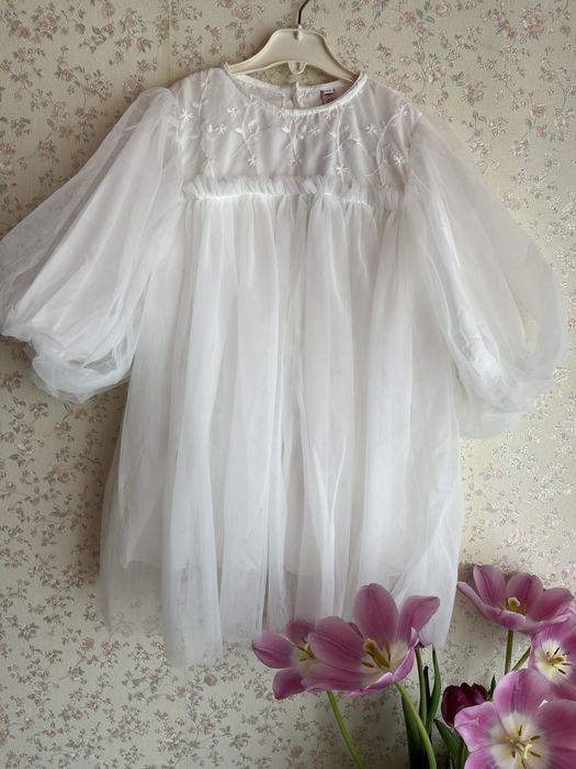 Святкова сукня для дівчинки