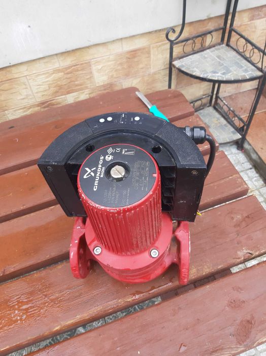 Pompa Grundfost Magna 32/120F