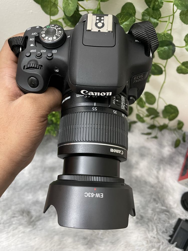 Canon Eos 750D WiFi/touch screen with lens 18-55mm