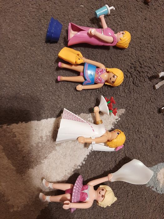 4 figurki lego playmobil