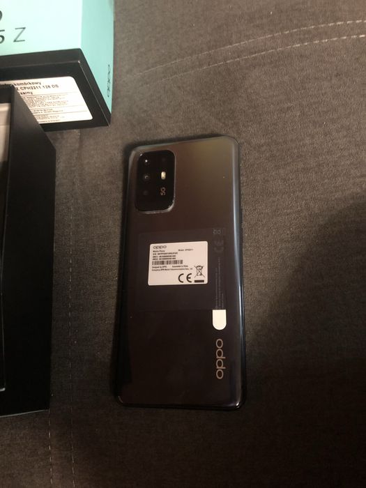 Telefon smartfon Oppo reno 5 Z