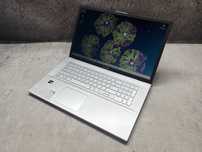 Asus VivoBook 17 / Ryzen 3 3200u / 12GB DDR4 / 256SSD / 17.3 / W11