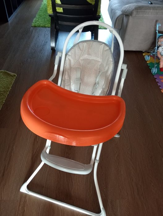 Cadeira de para criança em bom estado