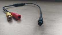 Adapter do kamery cofania / 4-pinowe złącze męskie CVBS (RCA)