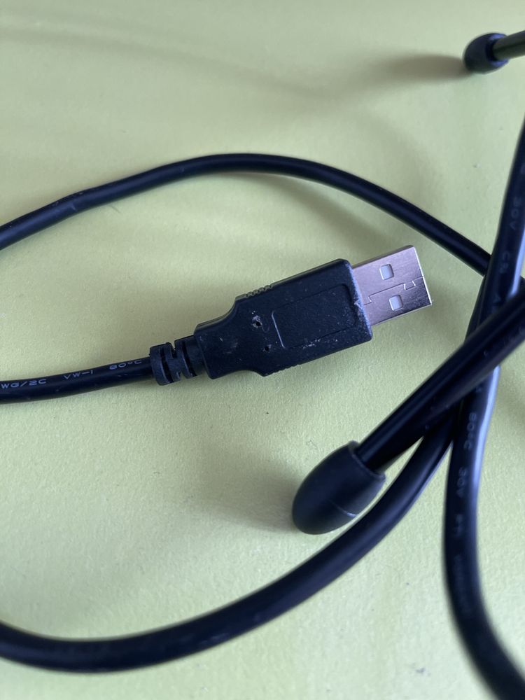 Продам мікрофон Fifine k 669