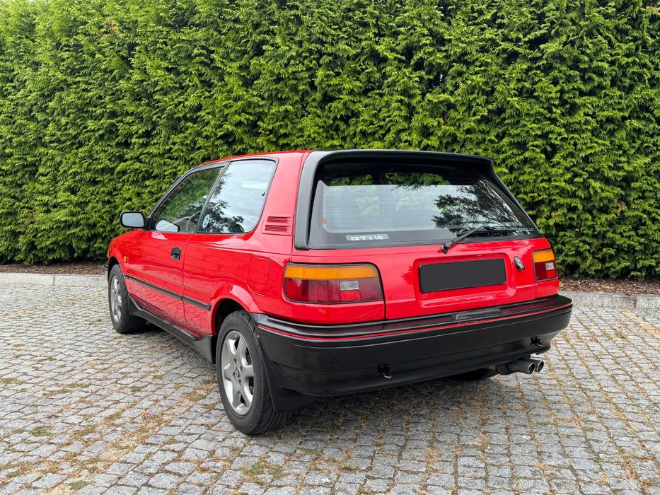 Toyota Corolla GTI 16 AE92