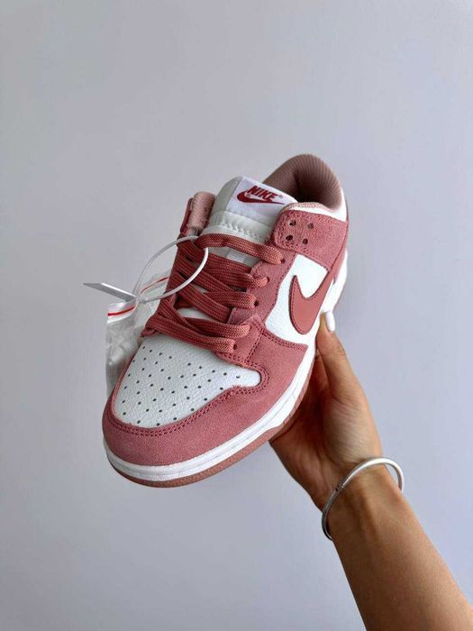 Кросівки Nike SB Dunk Low Crimson/White premium жіночі