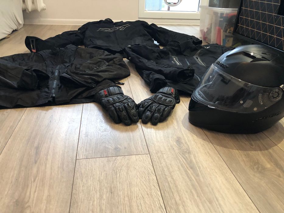 Kurtka motocyklowa Modeka, Rst, kask SHARK