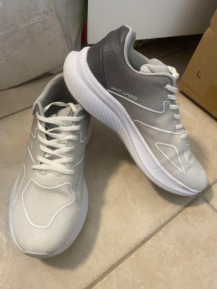 Кроссовки Etonic