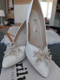Buty ślubne białe Brilu z ozdobą z kryształków r.38 obcas 9 cm