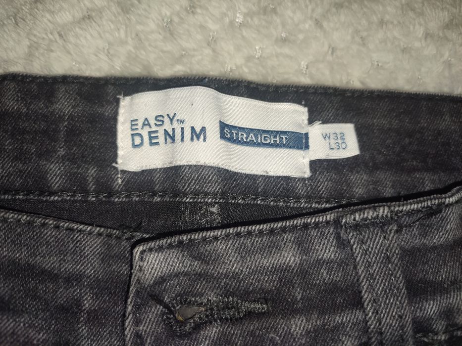 Продам джинси EASY DENIM Straight W32/L30